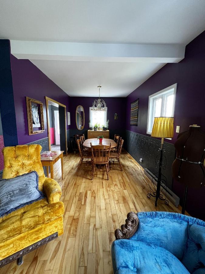 Chill Shack - Auberge Jeunesse Sainte Anne-des-Chênes エクステリア 写真